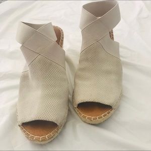 Gentle Souls Neutral Wedges